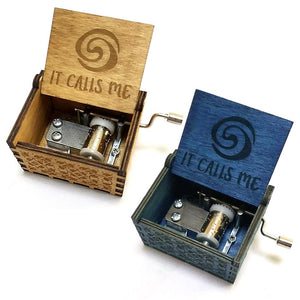 Engraved wooden box Moana-It calls me